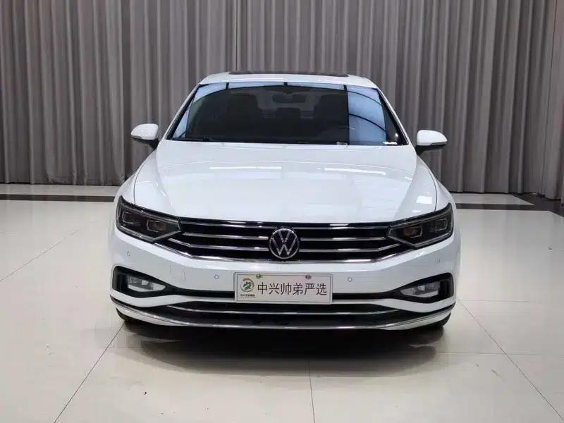 2020 Volkswagen Passat 330TSI DSG Luxury — миниатюра 2