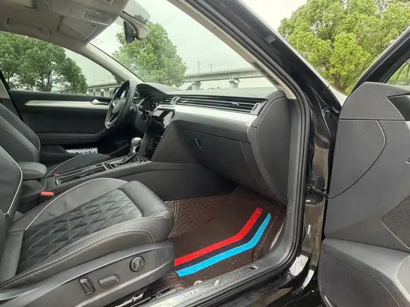 2022 Volkswagen Magotan PHEV Luxury Edition — миниатюра 9