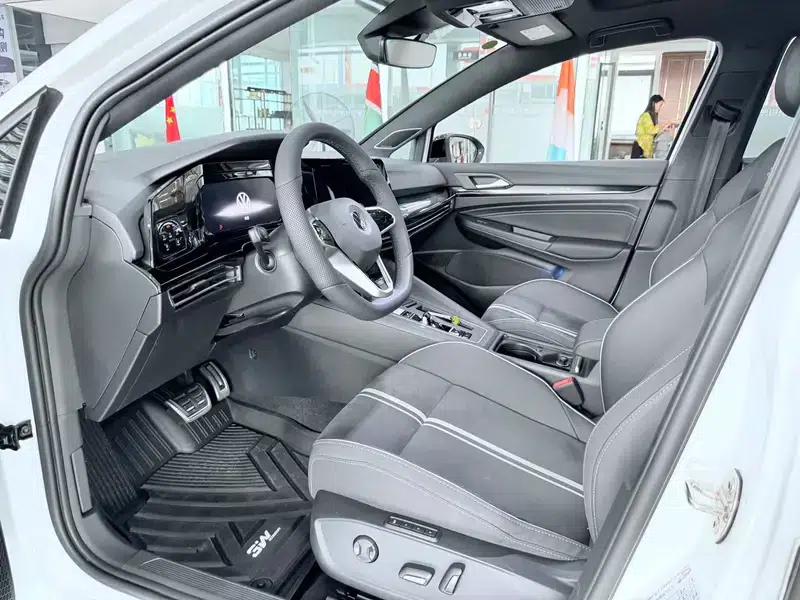 2021 Golf 280TSI DSG R-Line — миниатюра 14