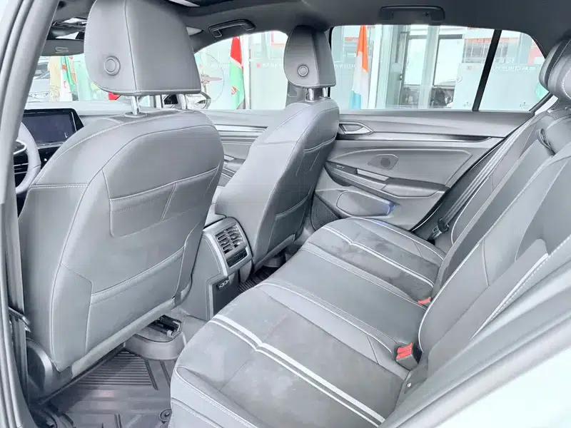 2021 Golf 280TSI DSG R-Line — миниатюра 15