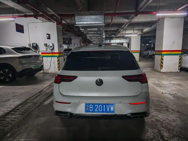 2023 Golf 280TSI DSG R-Line Lite — миниатюра 6