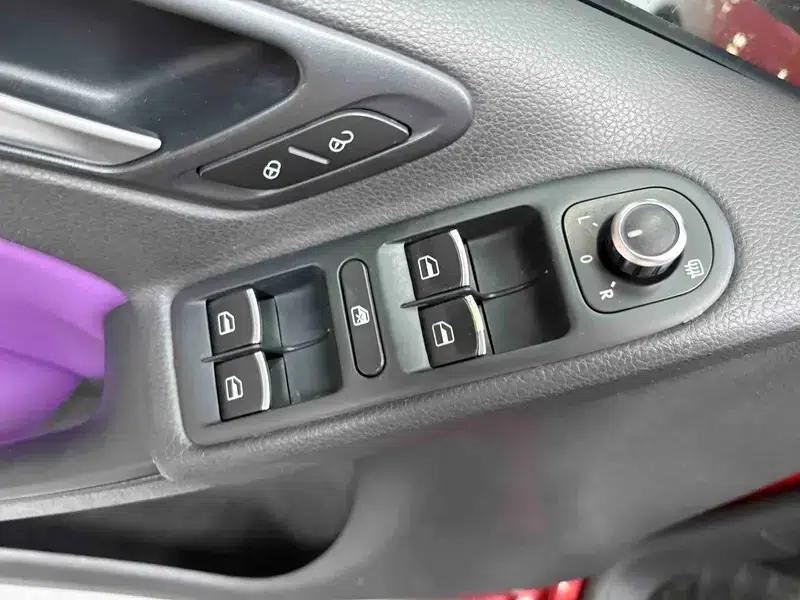 2012 Golf 1.6 Automatic Comfort — миниатюра 33