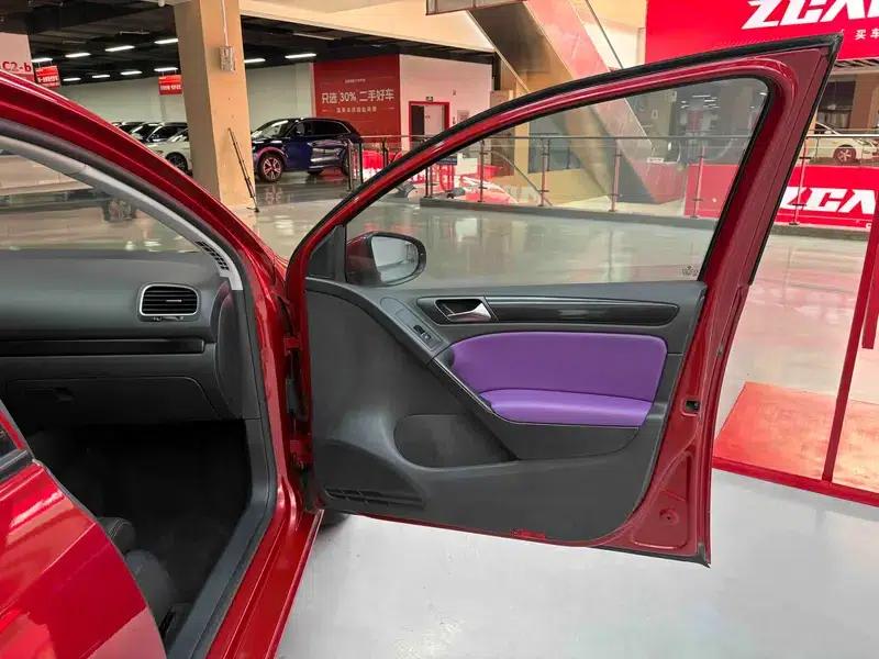2012 Golf 1.6 Automatic Comfort — миниатюра 39