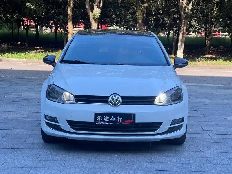 2017 Golf 1.6L Automatic Comfort Millionth Unit Commemorative Edition — миниатюра 2