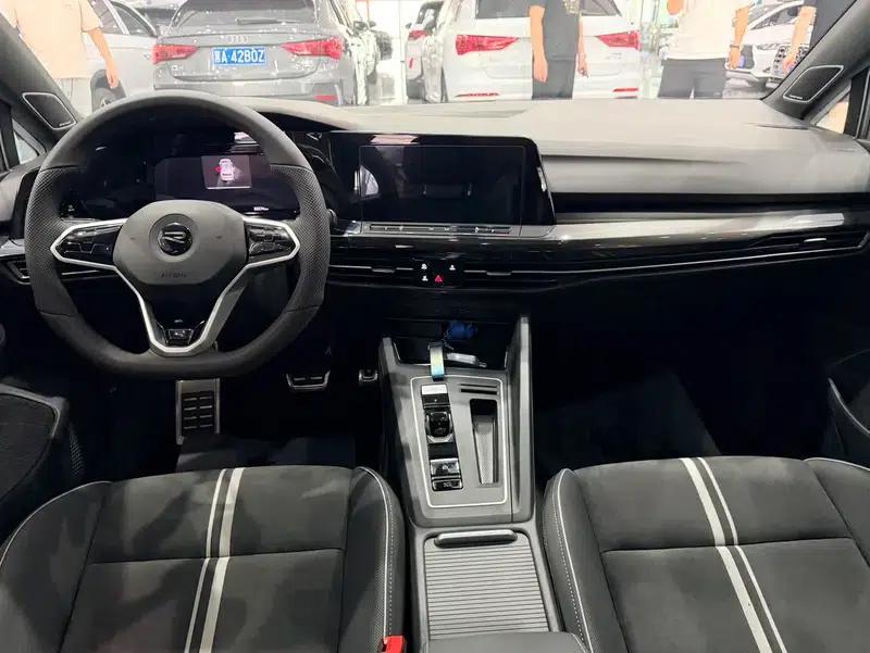 2021 Golf 280TSI DSG R-Line — миниатюра 14