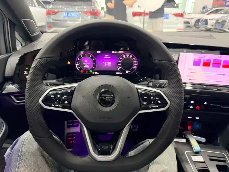 2021 Golf 280TSI DSG R-Line — миниатюра 16