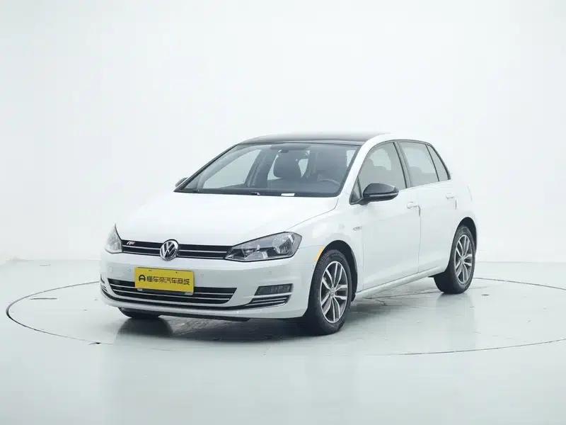 2017 Golf 230TSI Automatic Luxury Millionth Edition — миниатюра 1