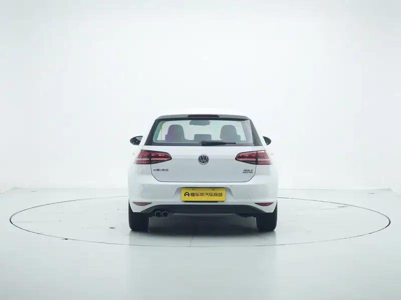 2017 Golf 230TSI Automatic Luxury Millionth Edition — миниатюра 6