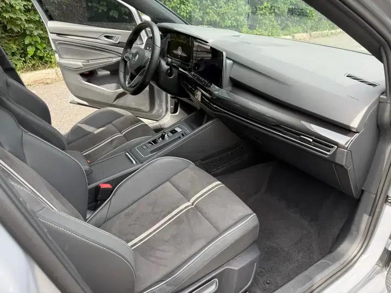 2023 Golf 280TSI DSG R-Line Lite — миниатюра 12