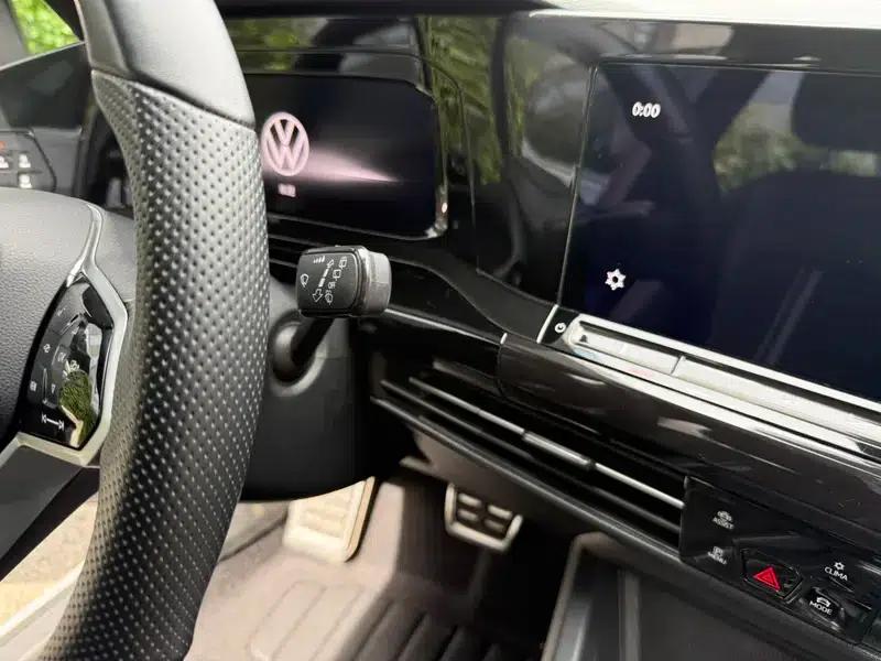 2023 Golf 280TSI DSG R-Line Lite — миниатюра 18
