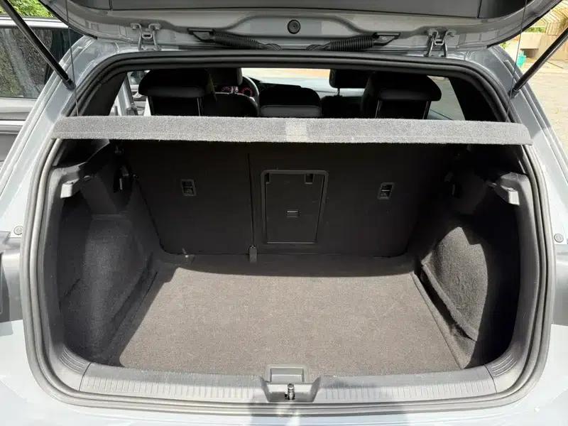 2023 Golf 280TSI DSG R-Line Lite — миниатюра 23