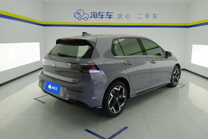 2025 Golf Facelift 300TSI R-Line — миниатюра 3