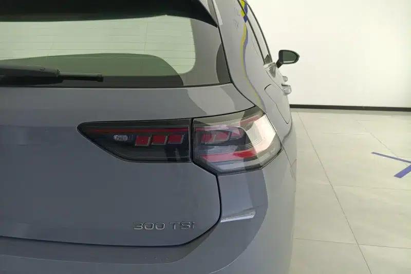 2025 Golf Facelift 300TSI R-Line — миниатюра 5