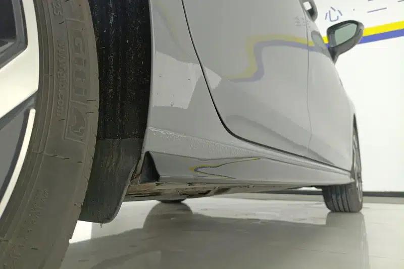 2025 Golf Facelift 300TSI R-Line — миниатюра 8
