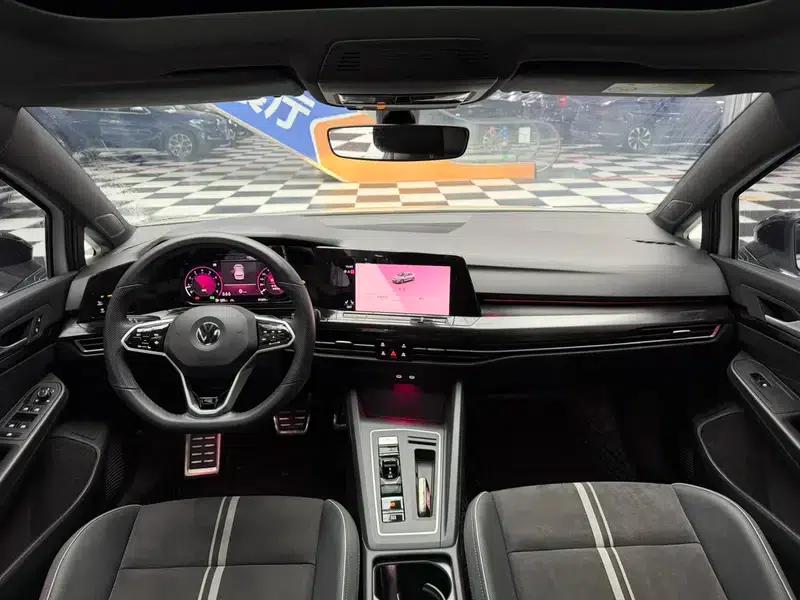 2023 Golf 280TSI DSG R-Line Lite — миниатюра 11