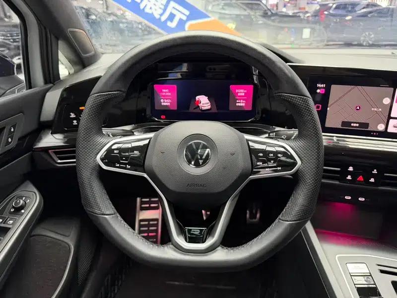2023 Golf 280TSI DSG R-Line Lite — миниатюра 14