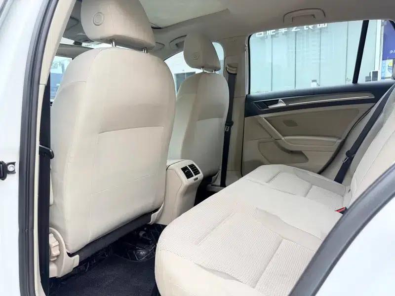 2015 Golf 1.4TSI Automatic Comfort — миниатюра 10