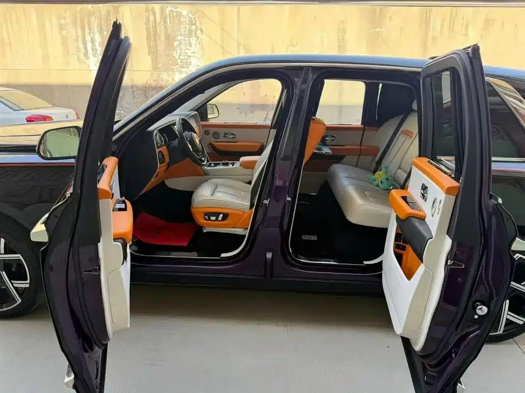 2018 Cullinan 5-seater — миниатюра 7