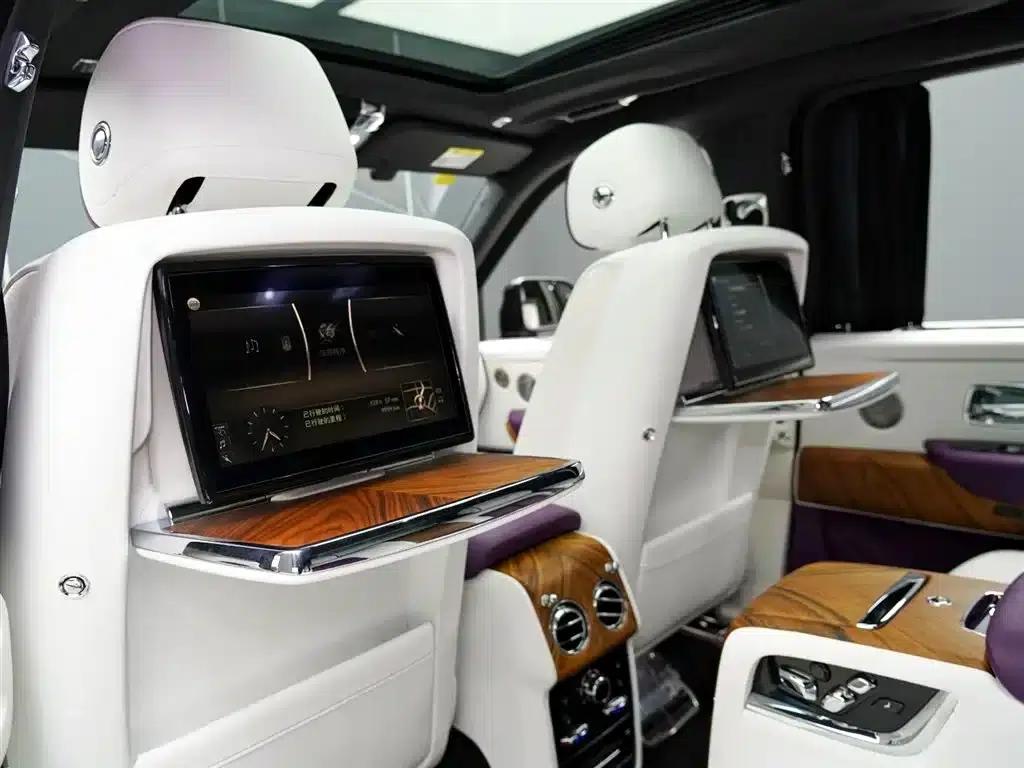 2018 Cullinan, four-seater version — миниатюра 15