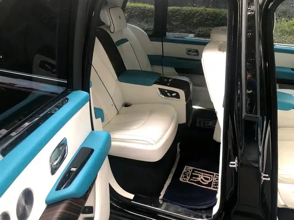 2018 Cullinan, four-seater version — миниатюра 4