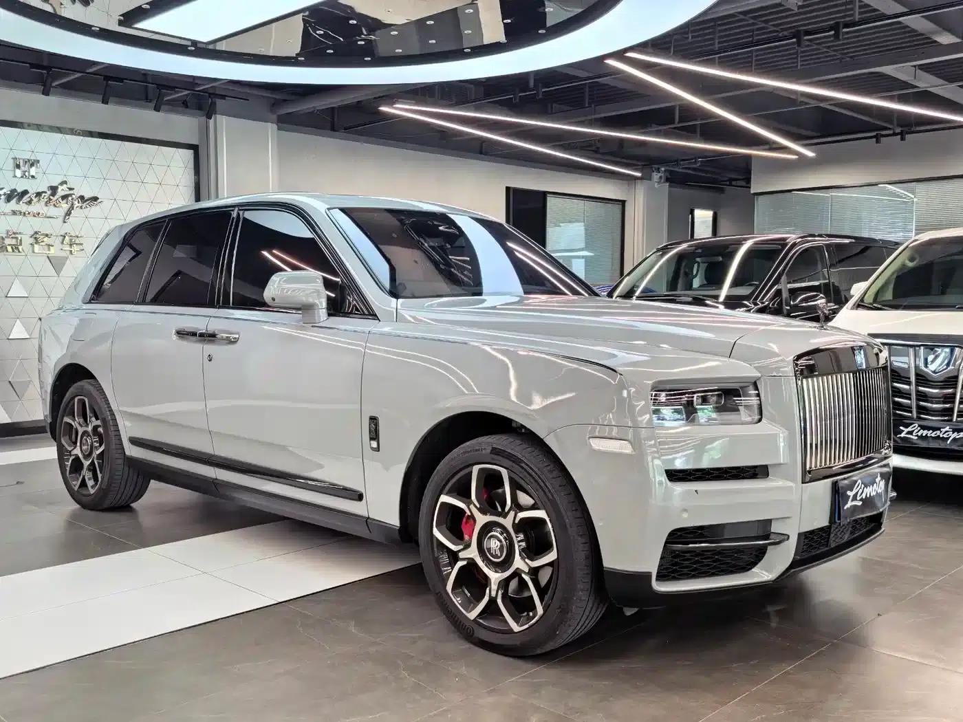 2020 Cullinan Black Badge — миниатюра 1
