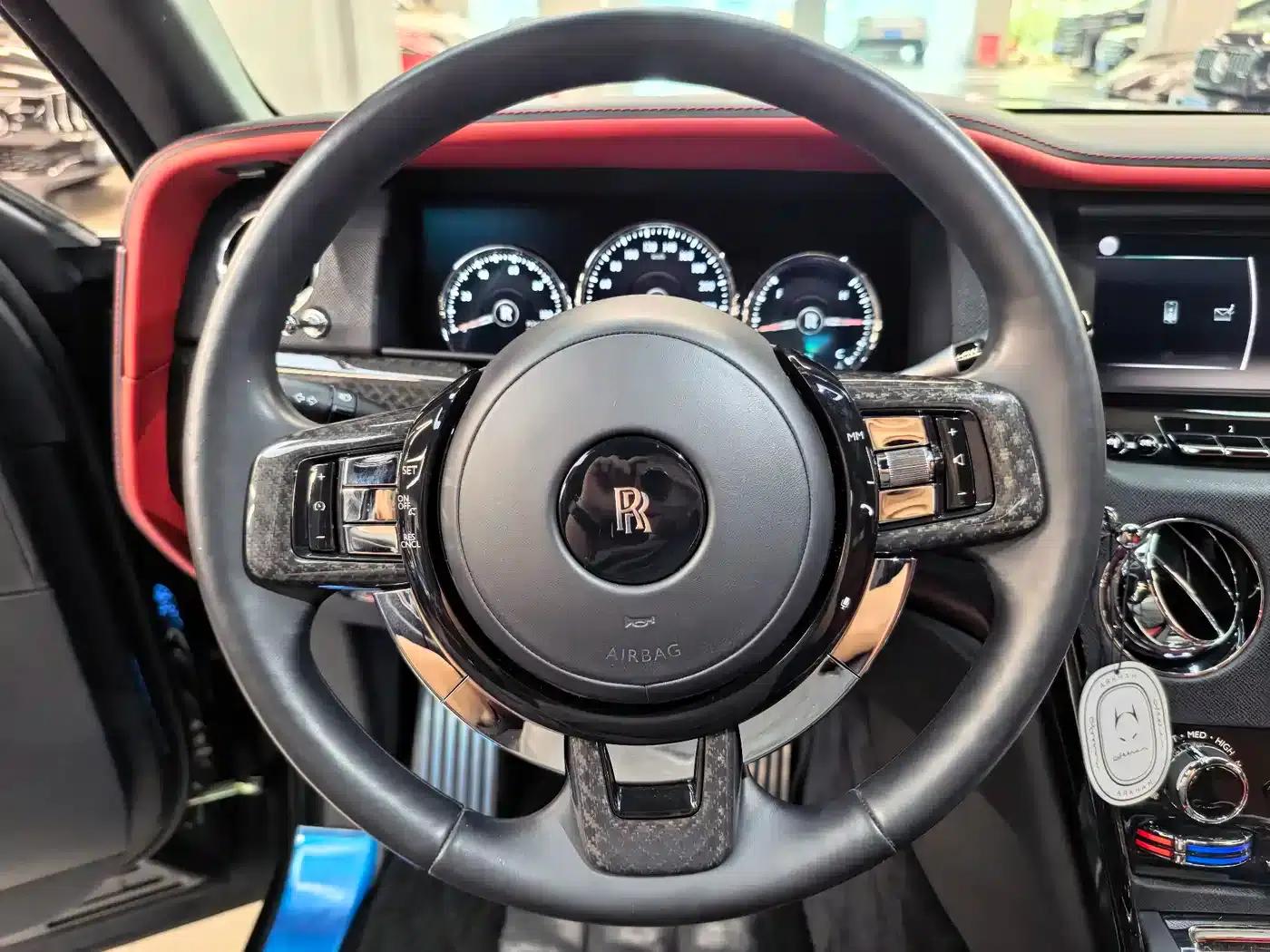 2020 Cullinan Black Badge — миниатюра 12