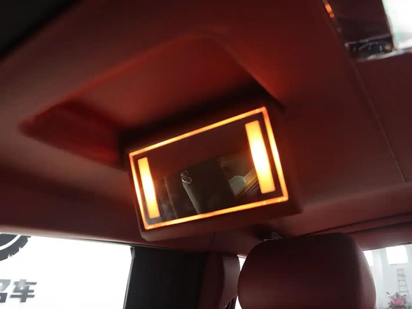 2011 Phantom 6.7T Extended Wheelbase — миниатюра 22