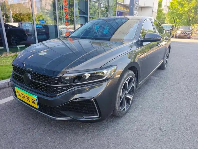 2023 Volkswagen Passat 330TSI Starry Sky Elite Edition — миниатюра 1