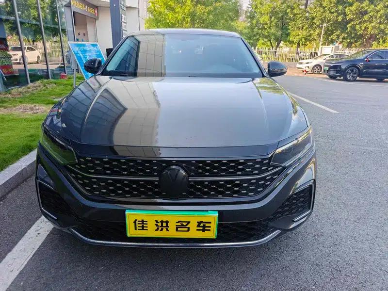 2023 Volkswagen Passat 330TSI Starry Sky Elite Edition — миниатюра 2