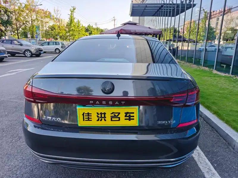 2023 Volkswagen Passat 330TSI Starry Sky Elite Edition — миниатюра 5