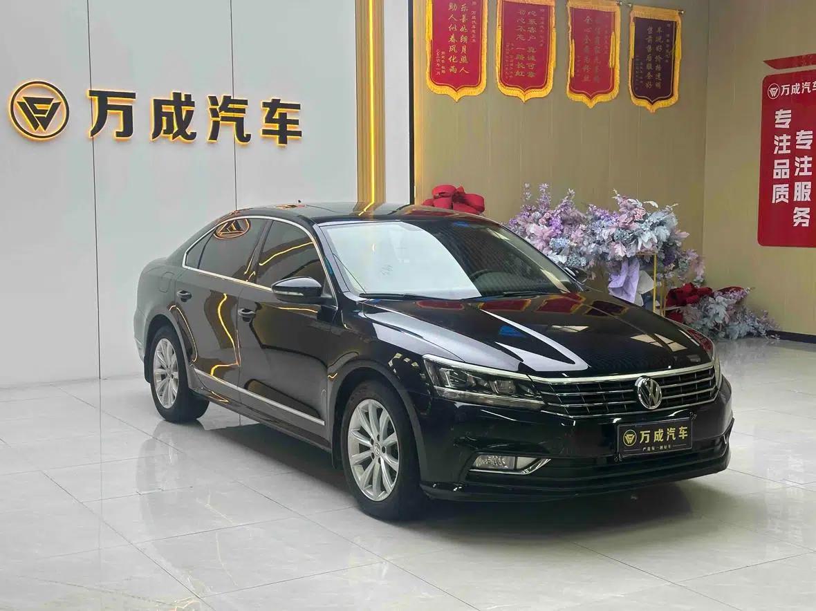 2017 Passat 330TSI DSG Premium Edition — миниатюра 4