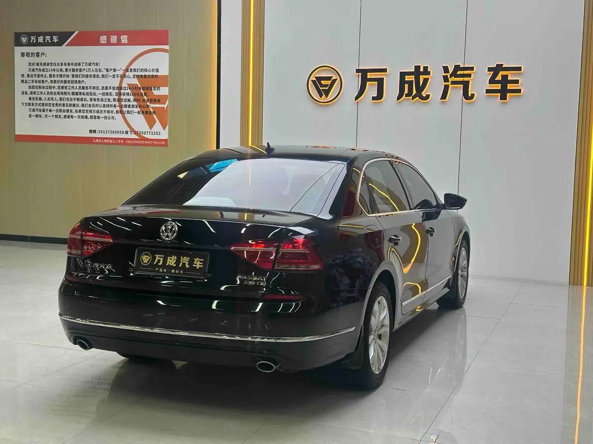 2017 Passat 330TSI DSG Premium Edition — миниатюра 8