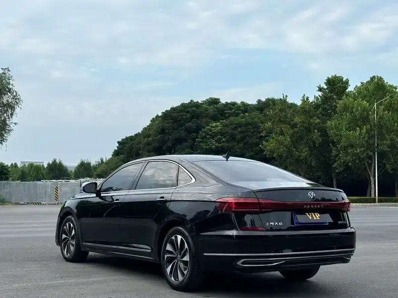 2024 Passat 280TSI Starry Sky Elite Edition — миниатюра 5