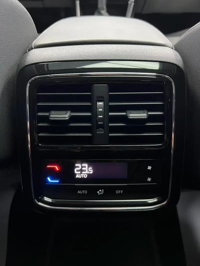 2022 Passat 280TSI Elite Edition — миниатюра 9