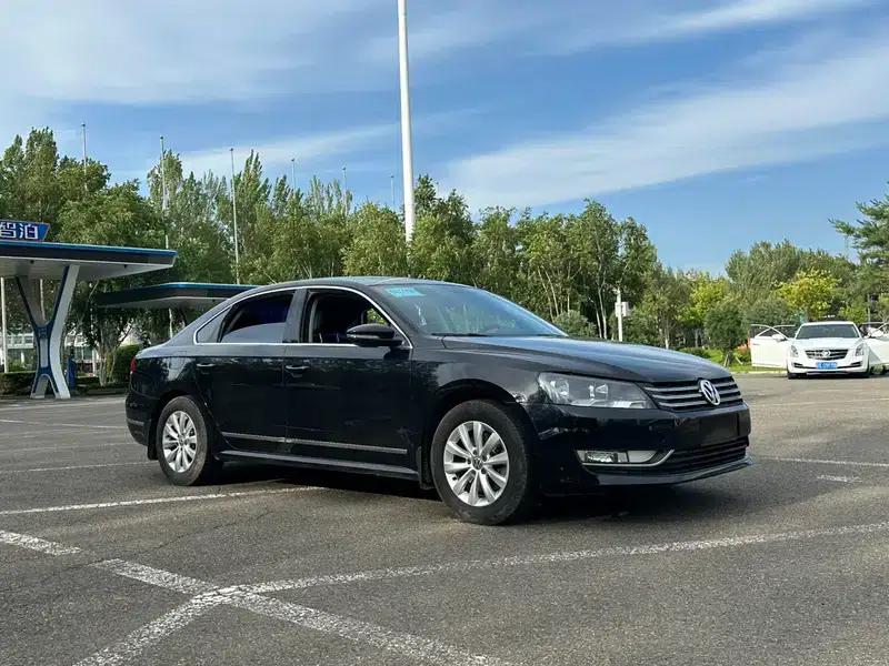 2014 Passat 1.8TSI DSG Premium Edition — миниатюра 3
