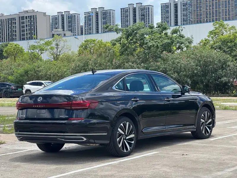 2025 Volkswagen Passat Outstanding Edition 380TSI Dragon Edition — миниатюра 5