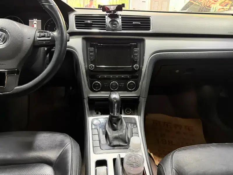 2014 Passat 1.8TSI DSG Premium Edition — миниатюра 10