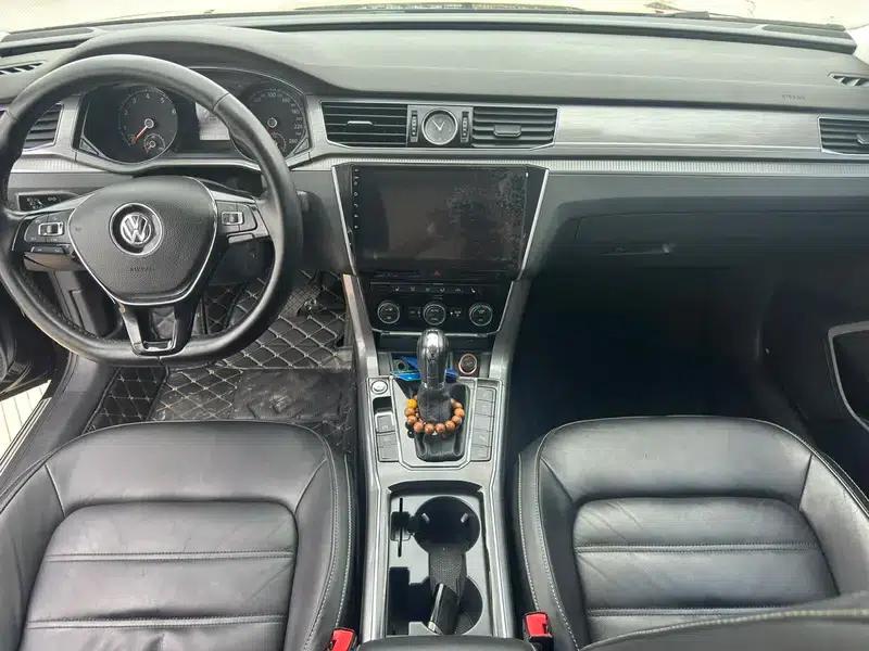 2016 Passat 330TSI DSG Royal Edition — миниатюра 7