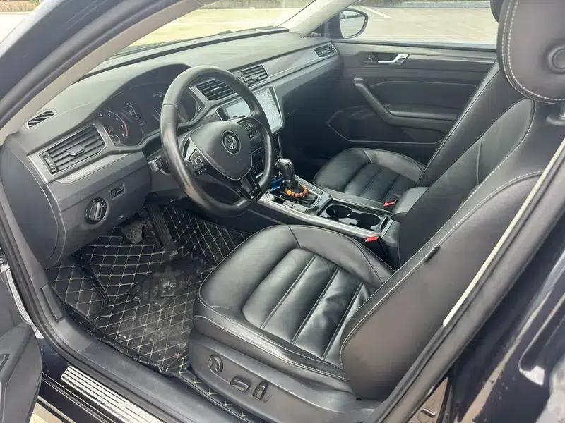 2016 Passat 330TSI DSG Royal Edition — миниатюра 8