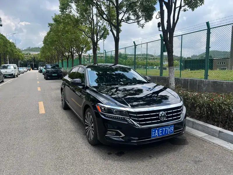 2019 Volkswagen Passat 330TSI Luxury Edition (China VI Emission Standard) — миниатюра 3