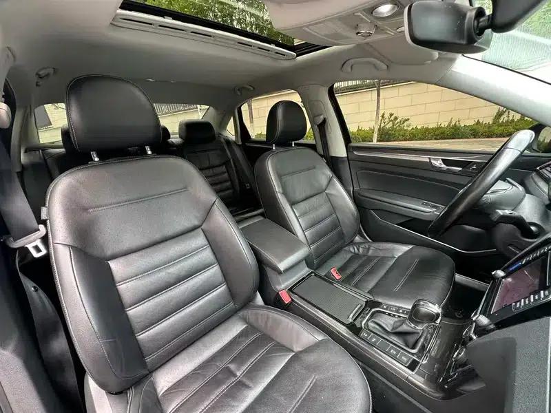 2017 Passat 330TSI DSG Royal Edition — миниатюра 10