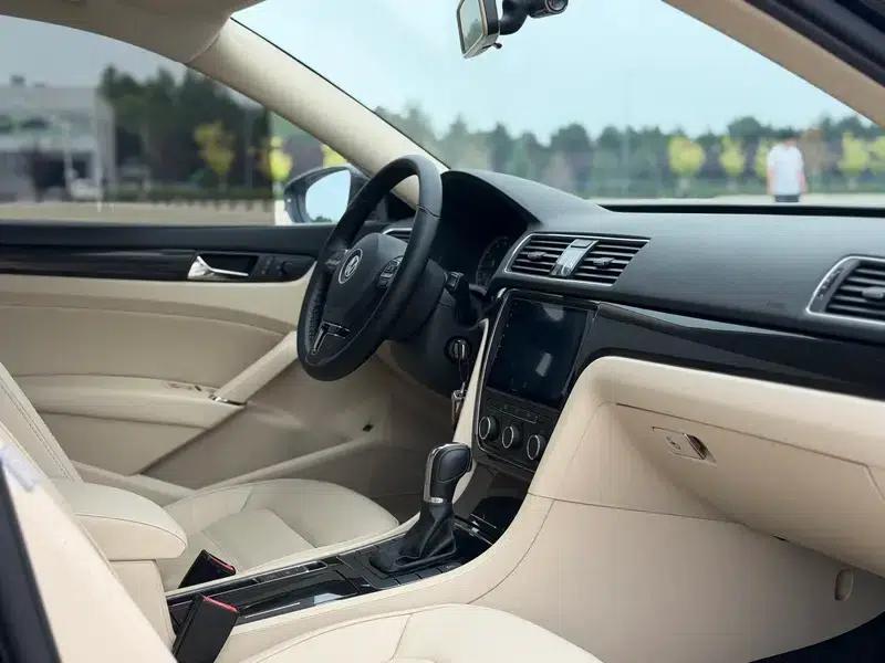 2014 Passat 1.8TSI DSG Premium Edition — миниатюра 8