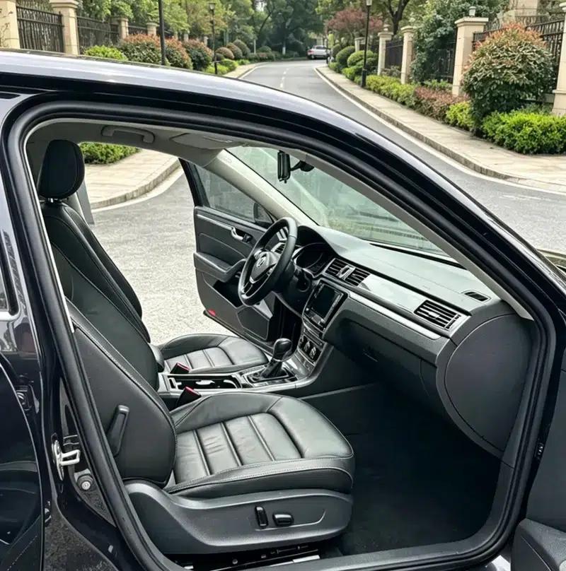 2017 Passat 330TSI DSG Premium Edition — миниатюра 9