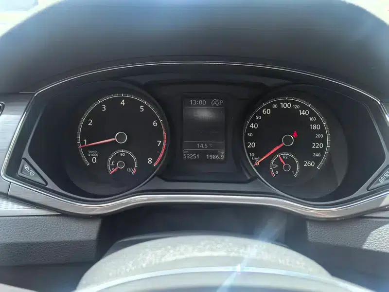 2017 Passat 330TSI DSG Premium Edition — миниатюра 9