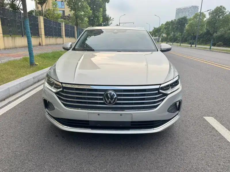 2023 Volkswagen Lavida 1.5L Automatic Full Comfort Edition — миниатюра 2