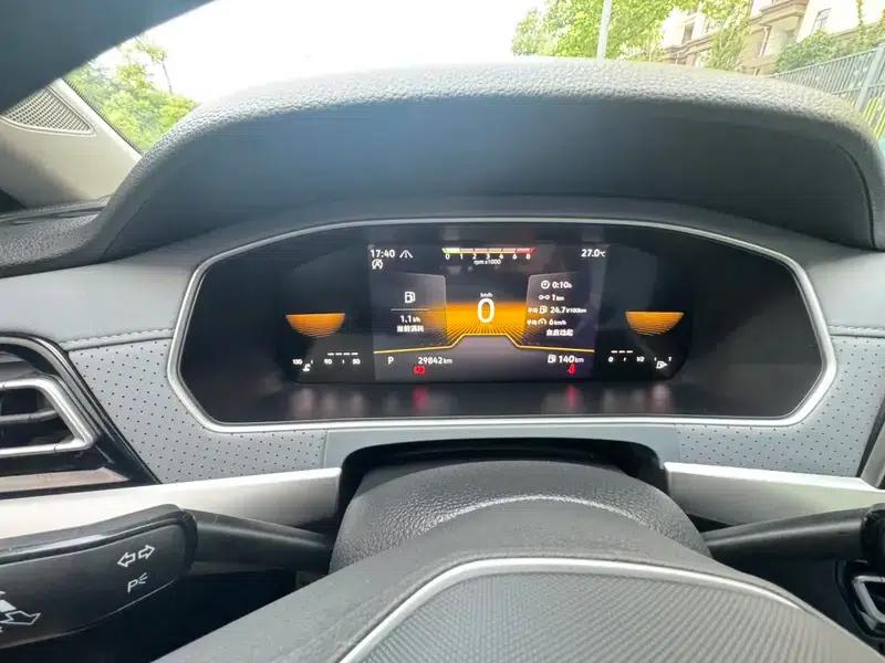 2023 Volkswagen Lavida 1.5L Automatic Full Comfort Edition — миниатюра 9