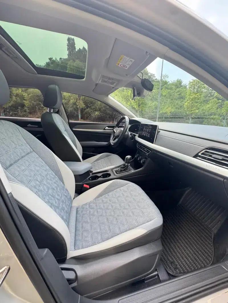 2023 Volkswagen Lavida 1.5L Automatic Full Comfort Edition — миниатюра 10