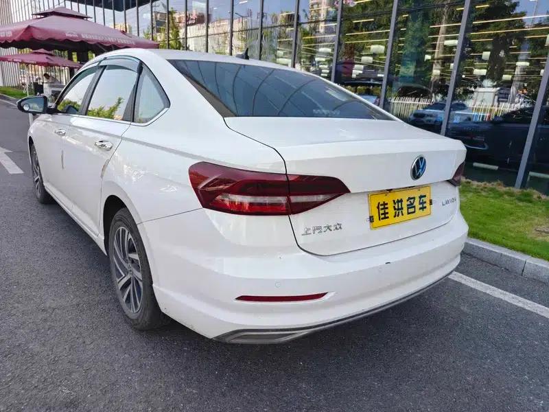 2021 Volkswagen Lavida 1.5L Automatic Comfort Edition — миниатюра 4