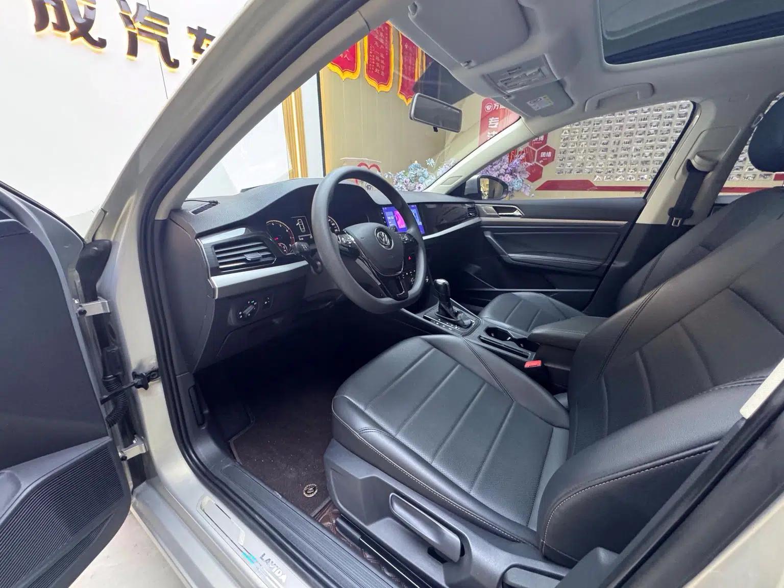 2019 Volkswagen Lavida 1.5L Automatic Comfort Edition (China VI Emission Standard) — миниатюра 6