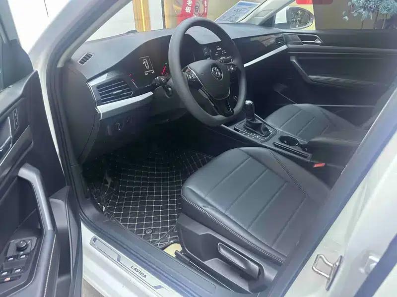2019 Volkswagen Lavida 1.5L Automatic Comfort Edition (China VI Emission Standard) — миниатюра 9